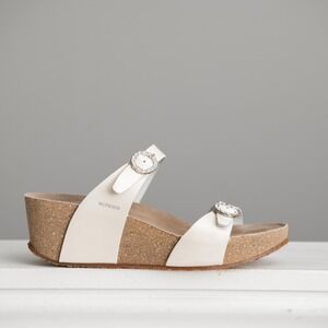 Mephisto Wedge Sandals Sz 39 White Leather Rhinestone Buckle Minimalist Comfort